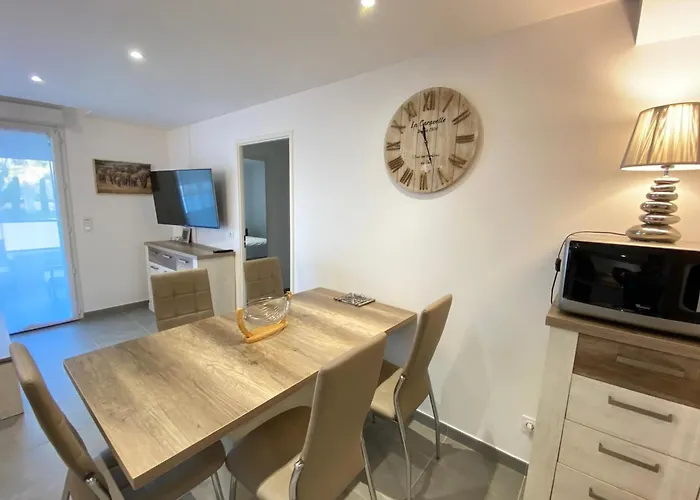 06Ba - New Apartment 300M From The Beach
