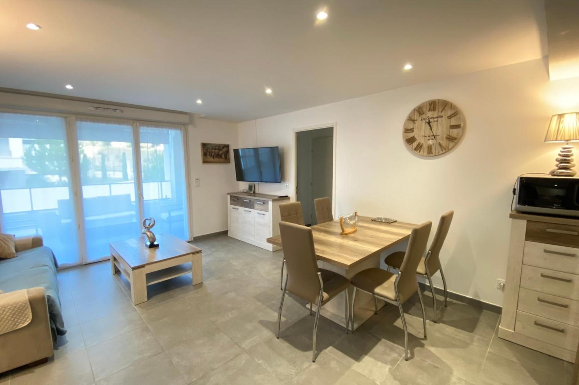 06ba - New 300m From The Villeneuve-Loubet